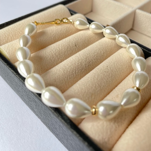 (Sold out)Gold filled Pearl bracelet, Handmade gemstone bracelet, 7.5" size. - Picture 3 of 9